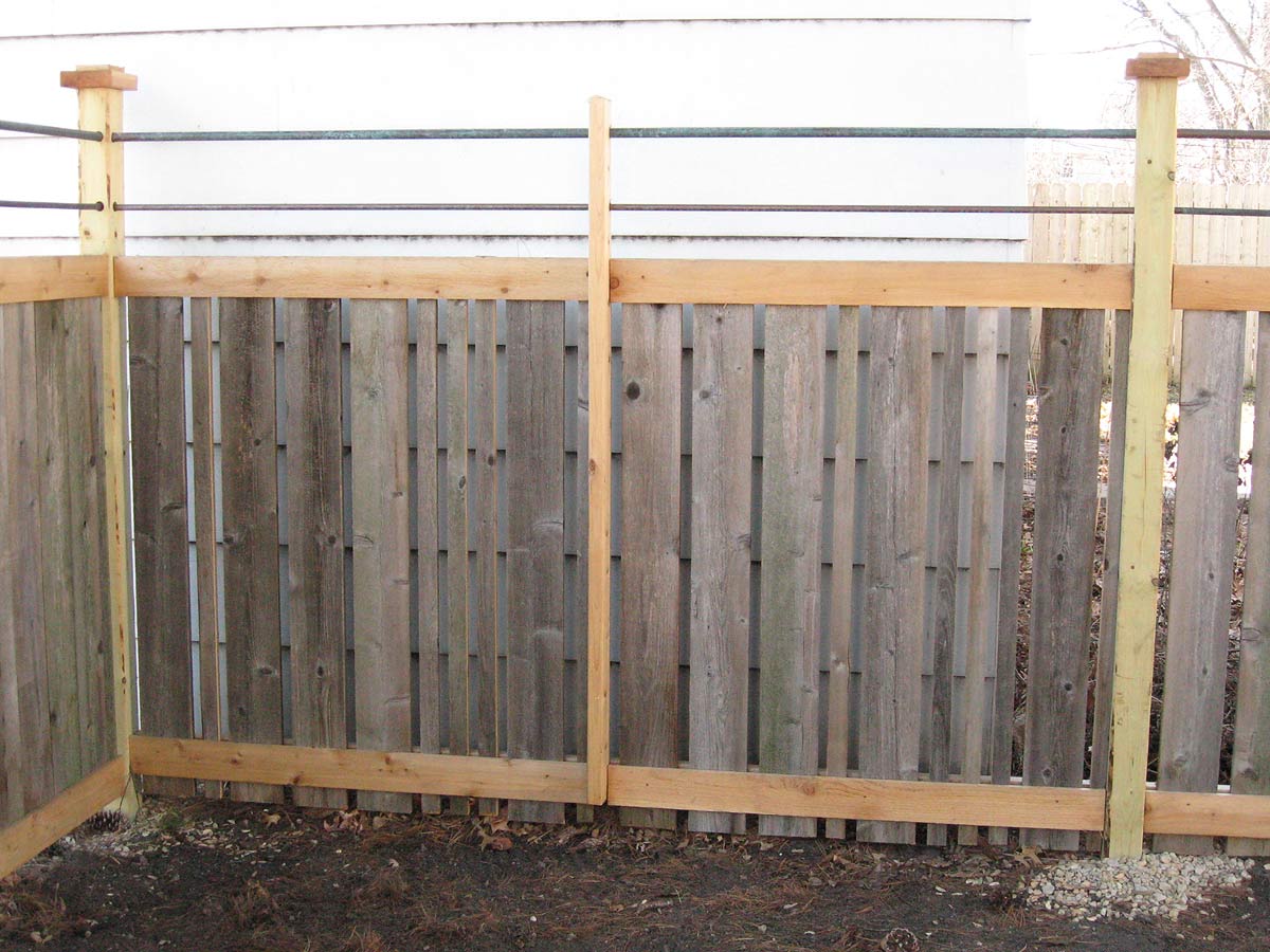 reclaimed-wood-fence-homestead